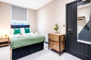 Flat #4 Forest Fields